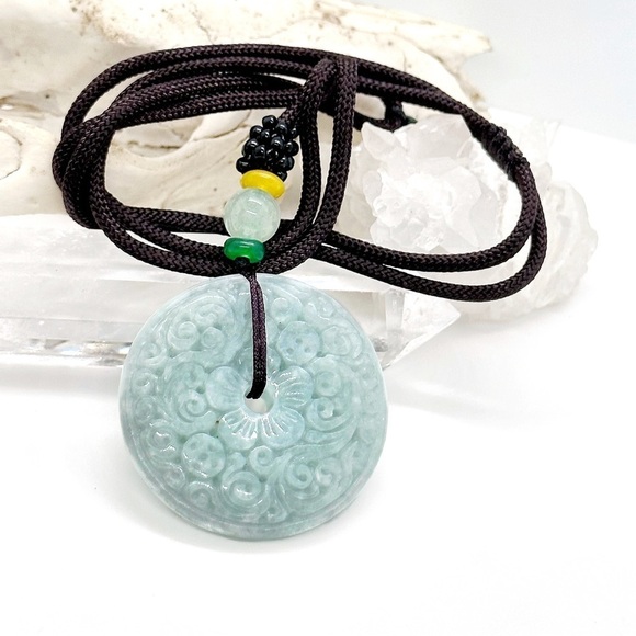CERTIFIED Burma Grade A Jadeite Light Green Moire Hand Carved Donut Necklace - Picture 1 of 3